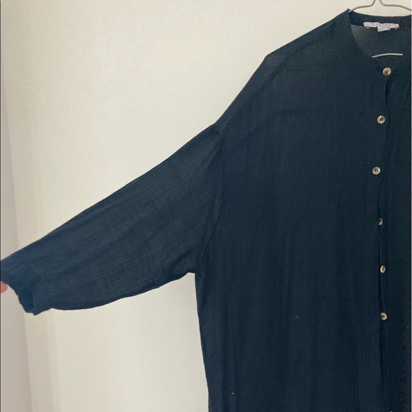 Light oversized flowey sheer blouse - Picture 3 of 5